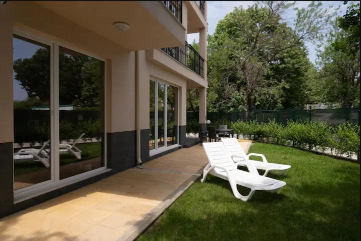 Garden Apartment Fichoza 1 - 80 M From The See Varna Exterior photo